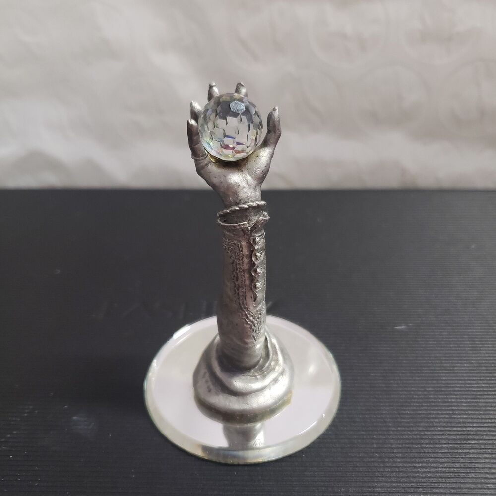 Vintage Pewter Figurine Ray Lamb 1984 Perth Pewter Fortune Teller Woman Hand WWW